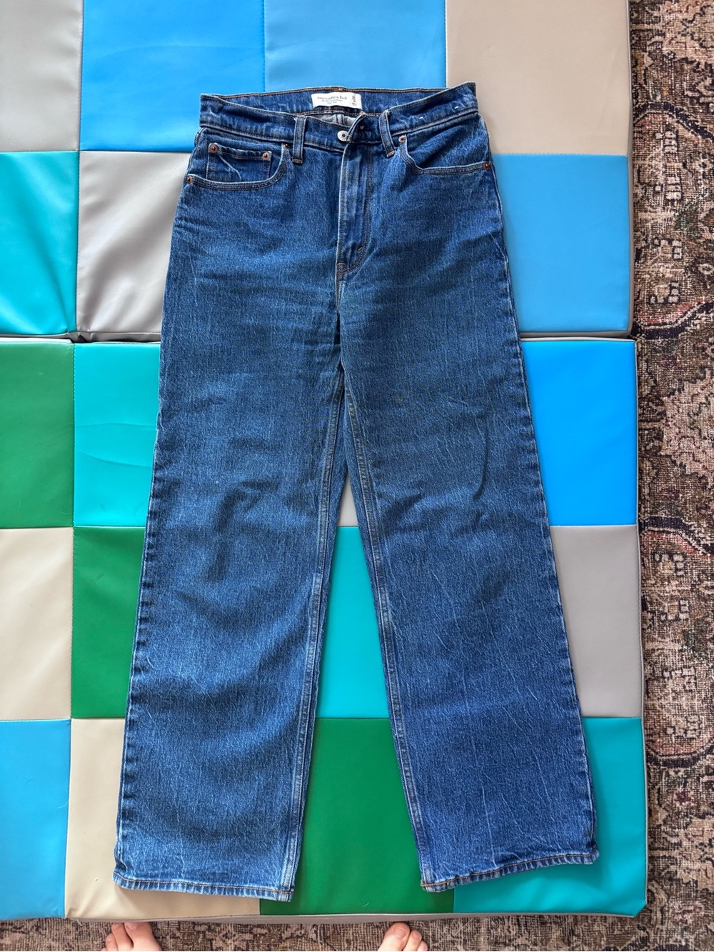 Abercrombie 90s relaxed